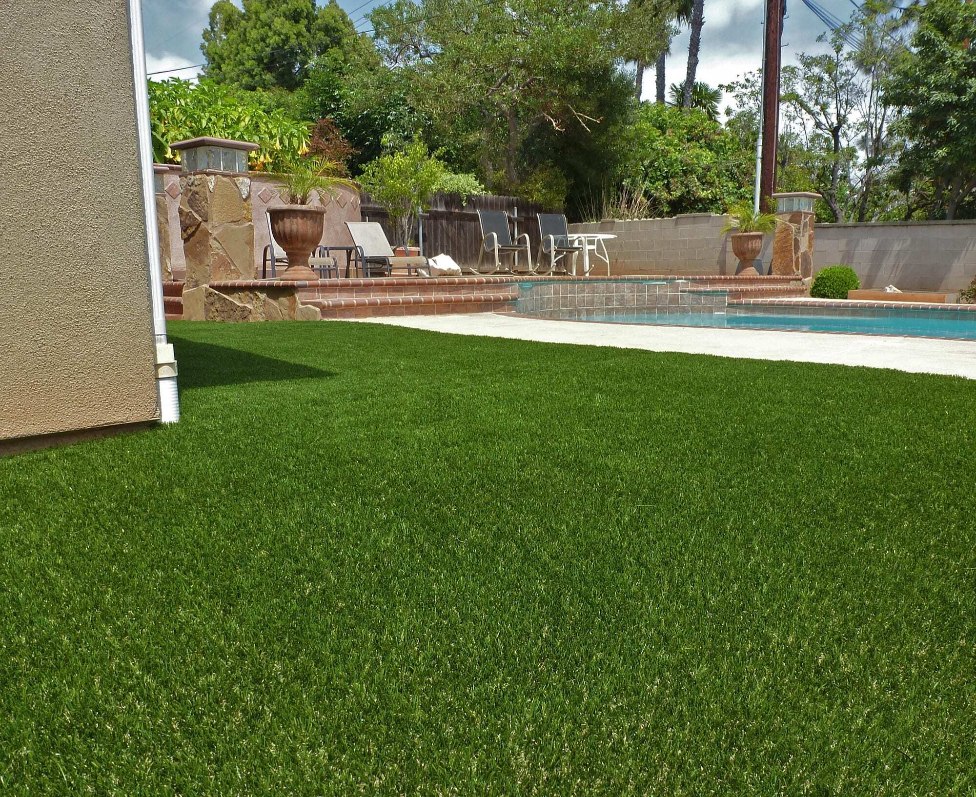 Residential Artificial Grass & Pavers for yards, patios Huntington Beach CA